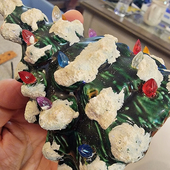 #Vintage 1970's #Ceramic Snow-Capped Mini #Christmas Tree 4.5" Tall - Picture 4 of 11